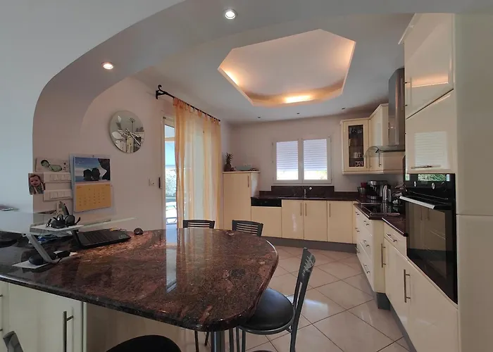 Chez Aline Et Marc Poussan